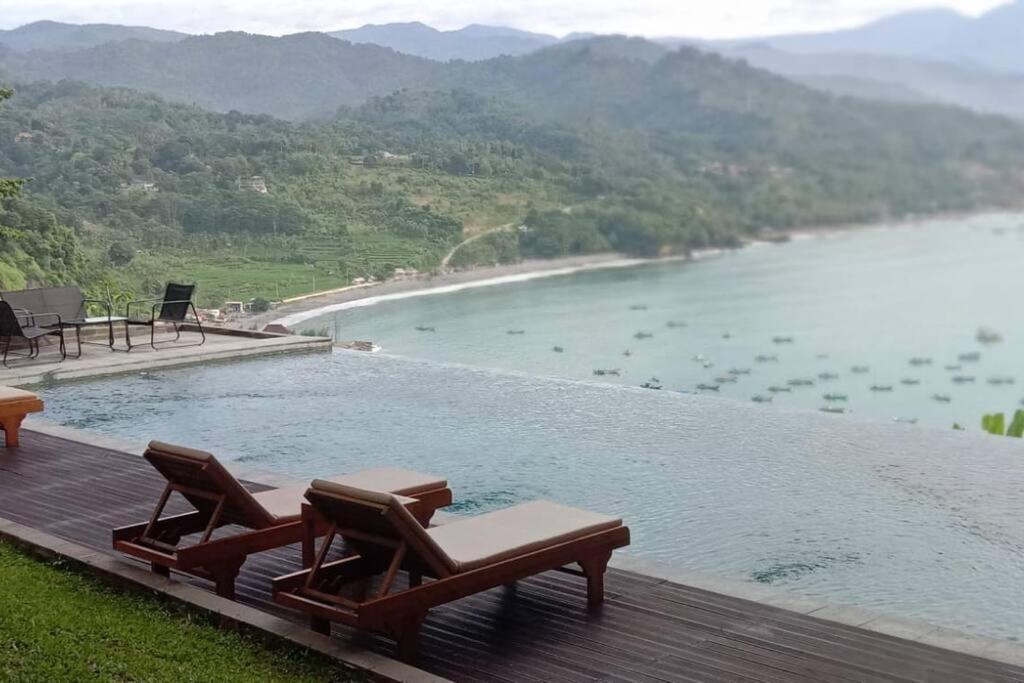 Terrace Villa - Pelabuhan Ratu Bantarkalapa Exterior photo